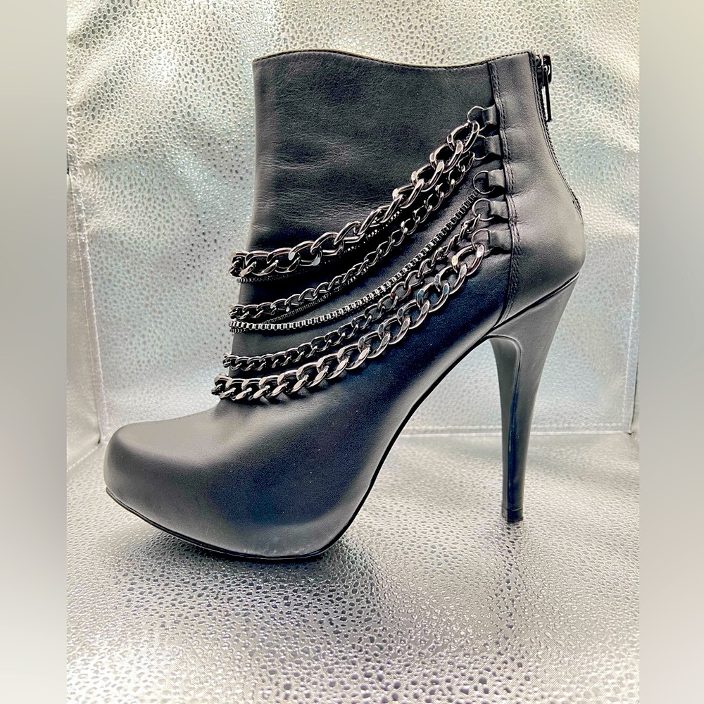 Michael Sienna Black Leather Chain High Heel Ankle Boots-Size 9.5